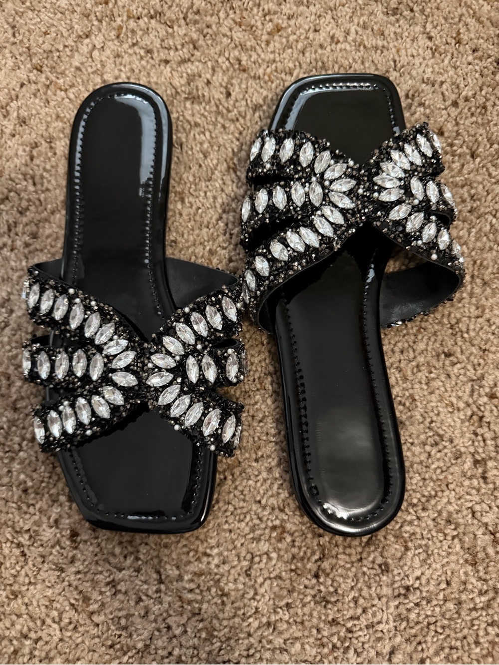 Source Unknown Black Jeweled Slide Sandals with Clear Rhinestones